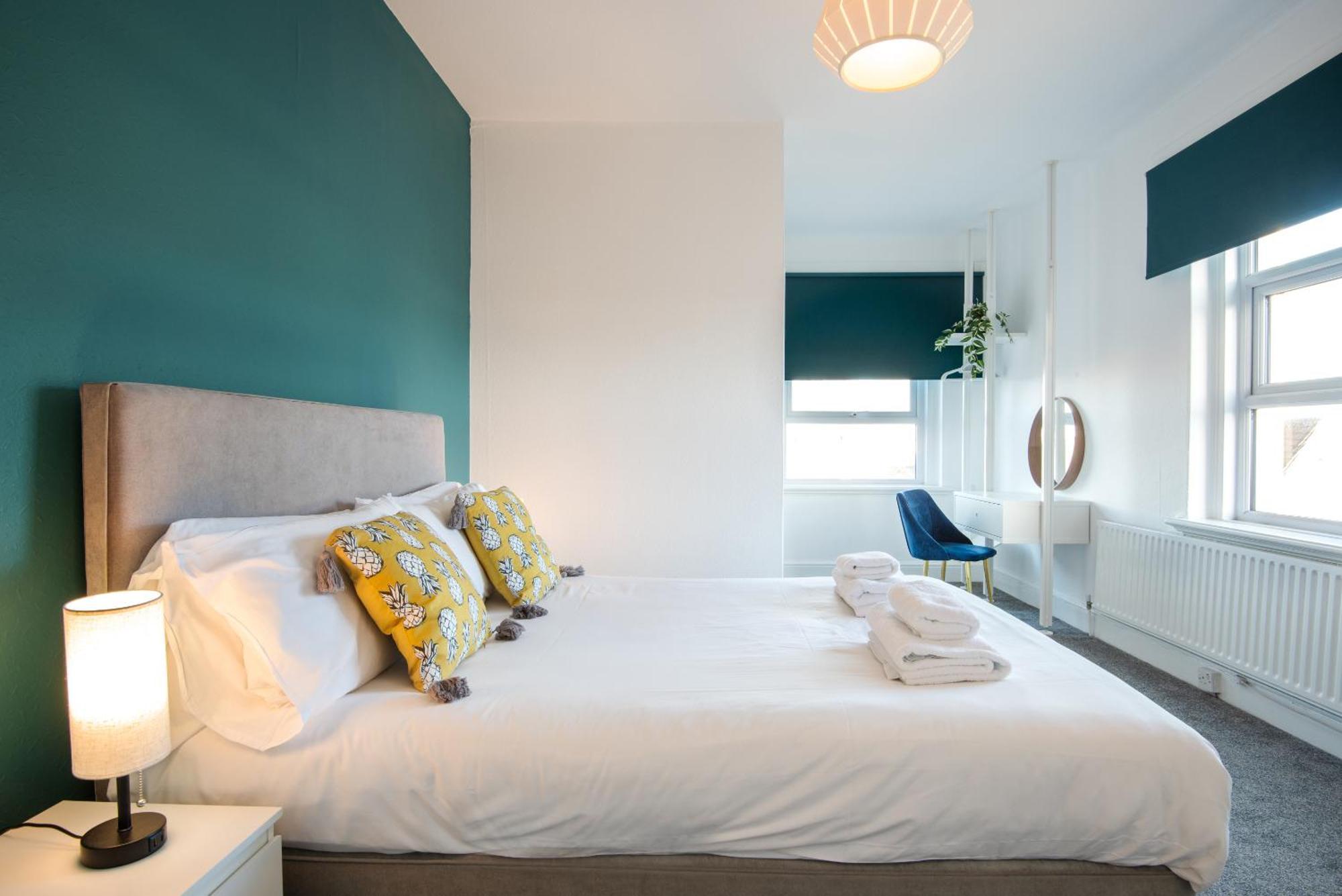 ホテル Royal Ashton Townhouse - トーントン 部屋 写真