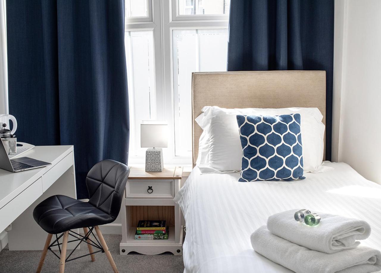 ホテル Royal Ashton Townhouse - トーントン エクステリア 写真