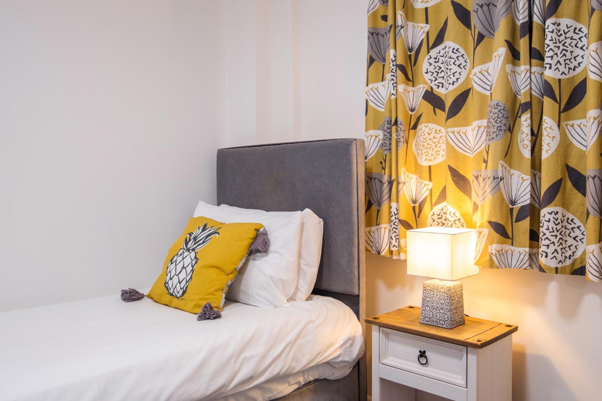 ホテル Royal Ashton Townhouse - トーントン 部屋 写真