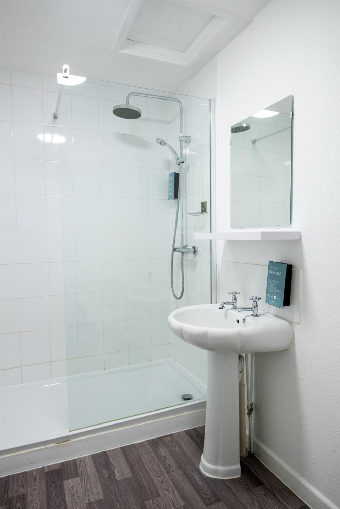 ホテル Royal Ashton Townhouse - トーントン 部屋 写真
